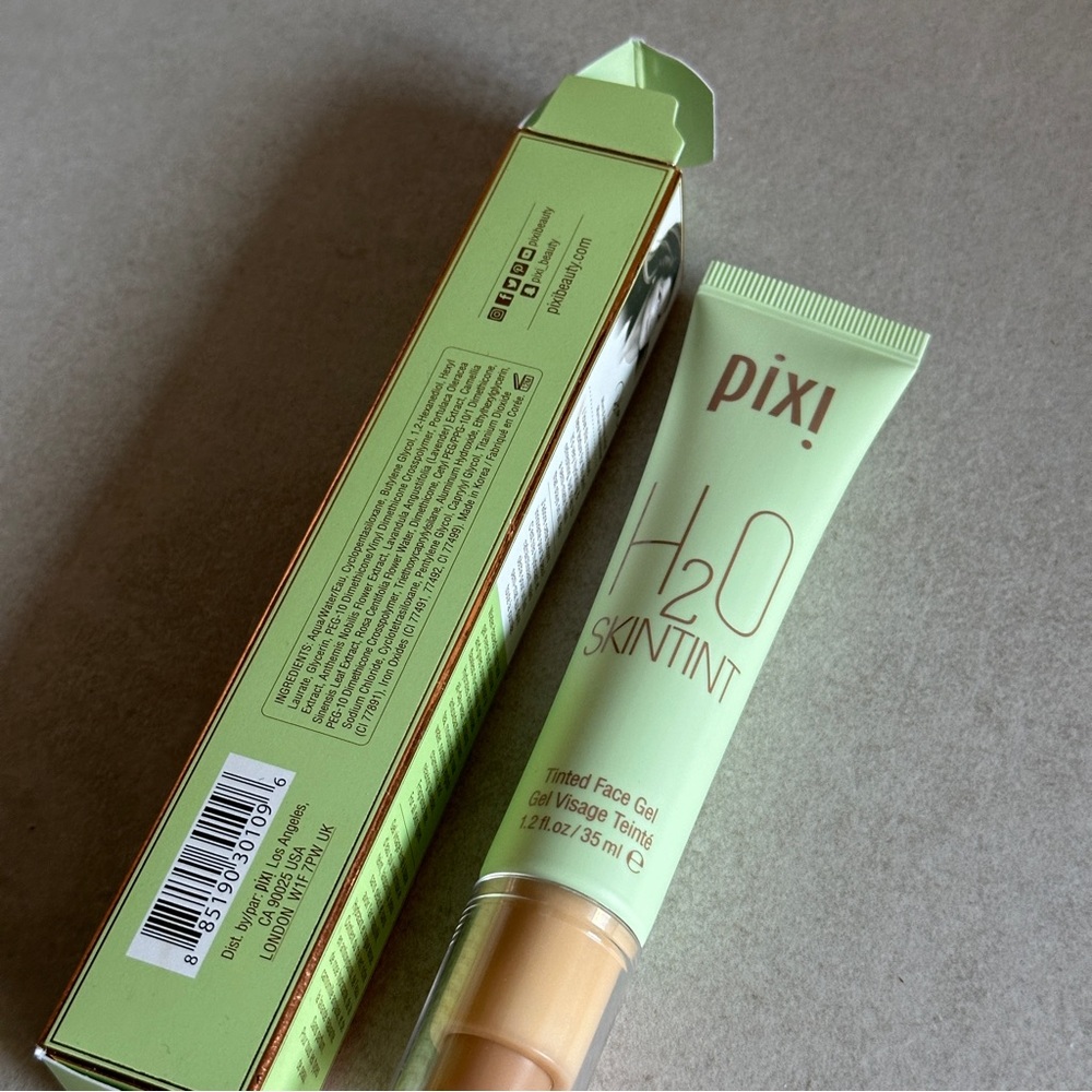 Pixi by Petra H2O Skintint Tinted Face Gel - Beige - Hydrating & Lightweight - Picture 2 of 4